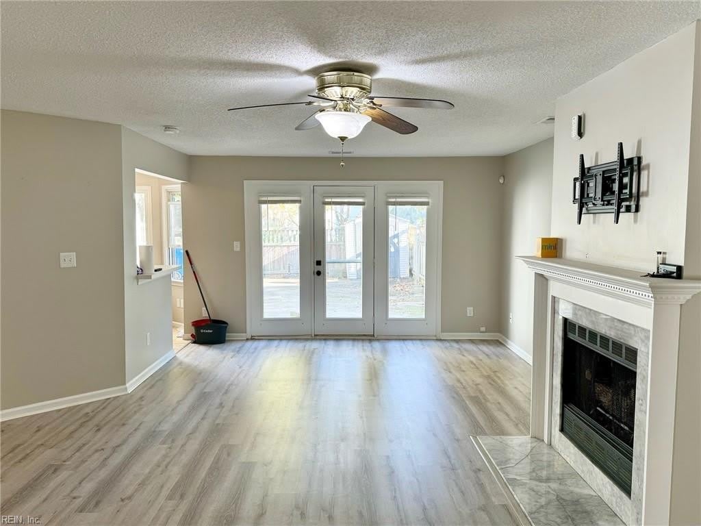 307 Esplanade Place – photo 3