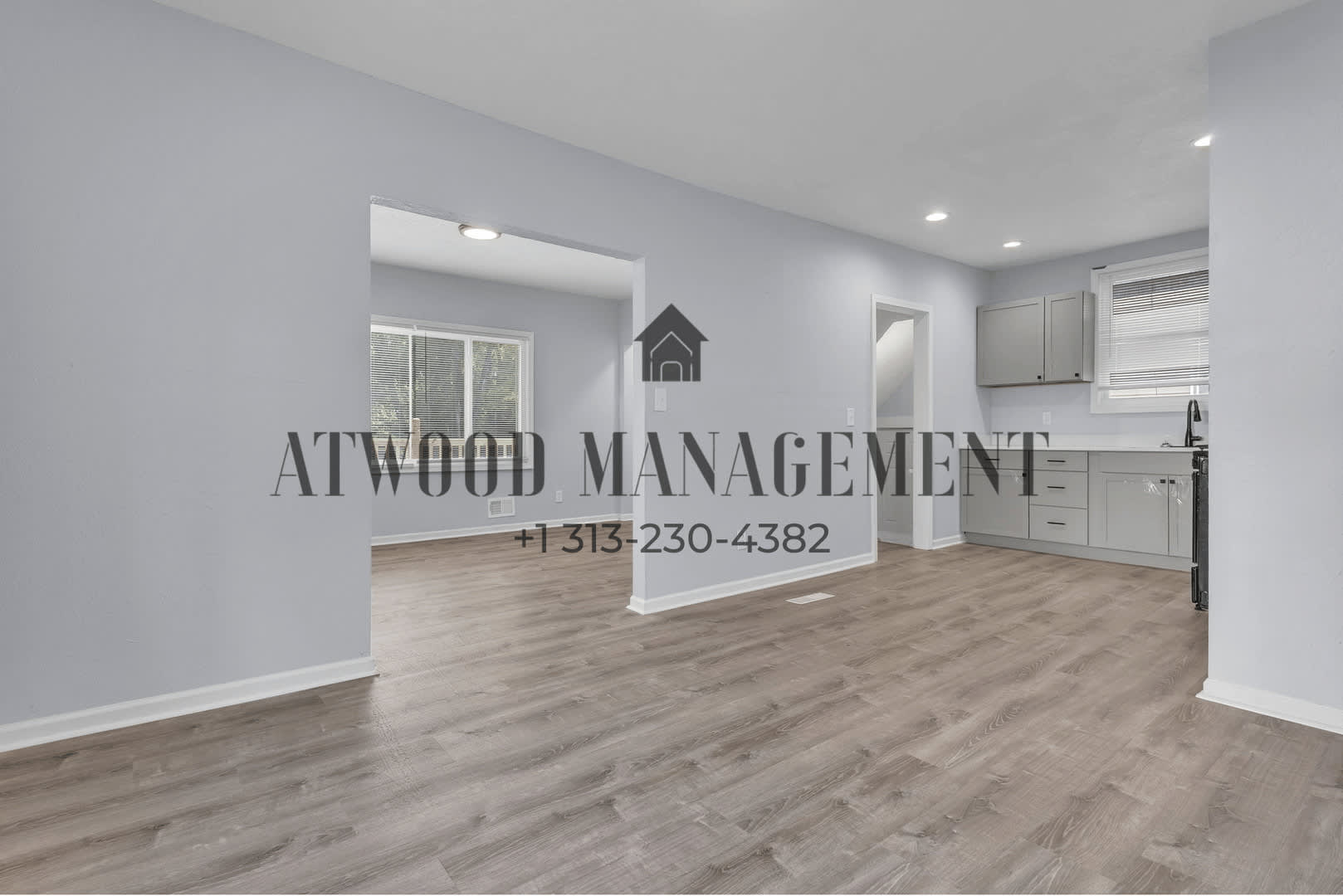 This Beautifully Updated 4 Bedroom 1 Bath Single Family Home Is Ready For Move In – photo 5