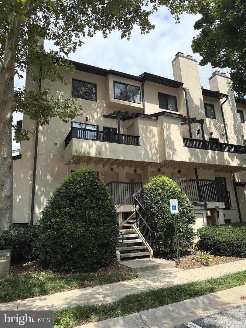9802 HELLINGLY PL #109 – photo 1