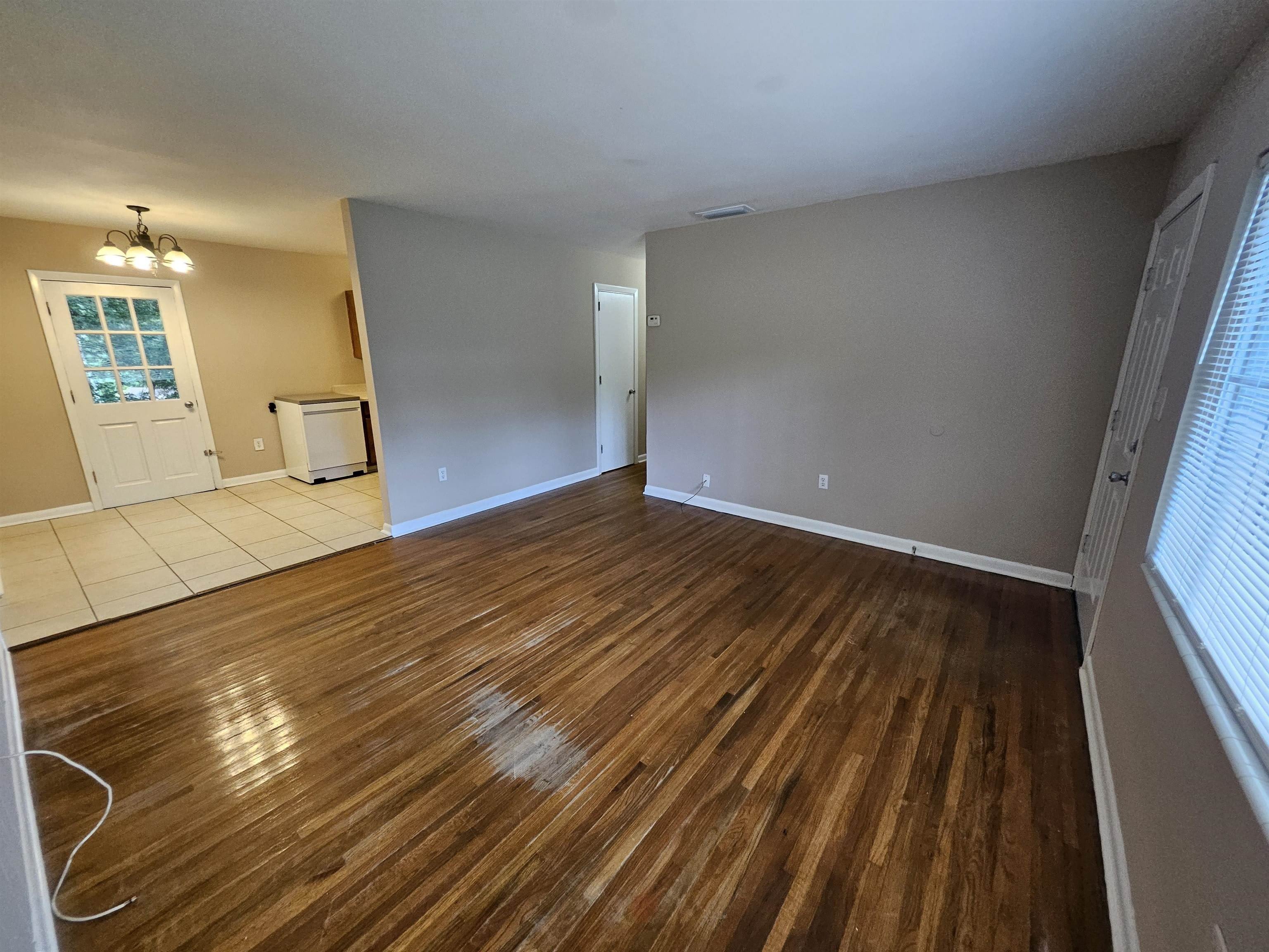 1613 Kelly Street – photo 4