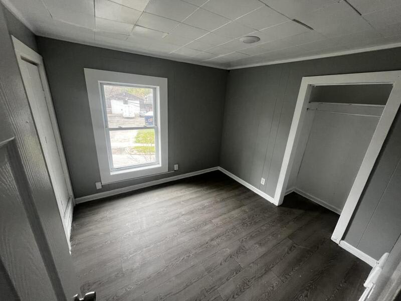 16 Cummings St – photo 4