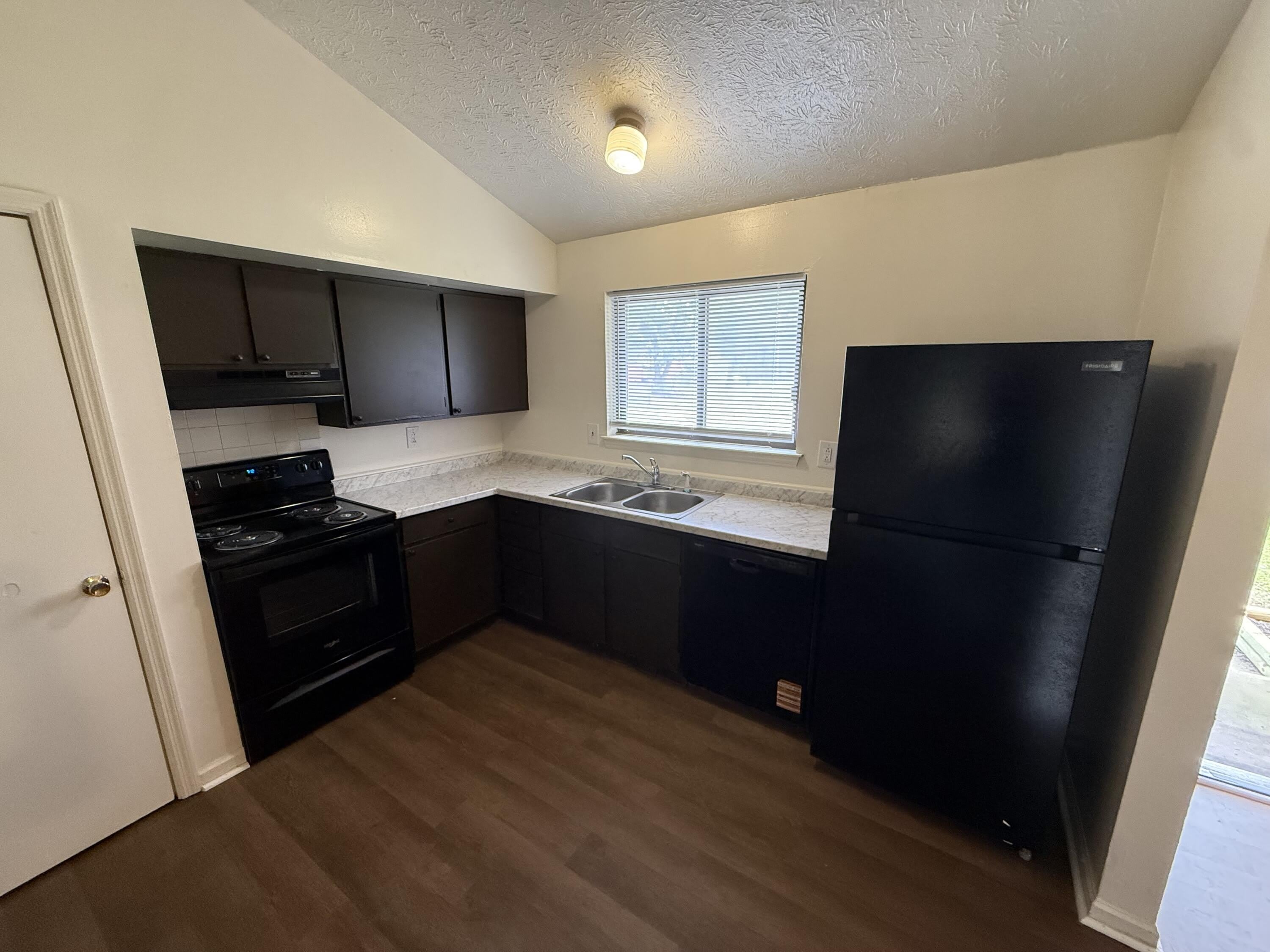 3309 Colt Court – photo 2