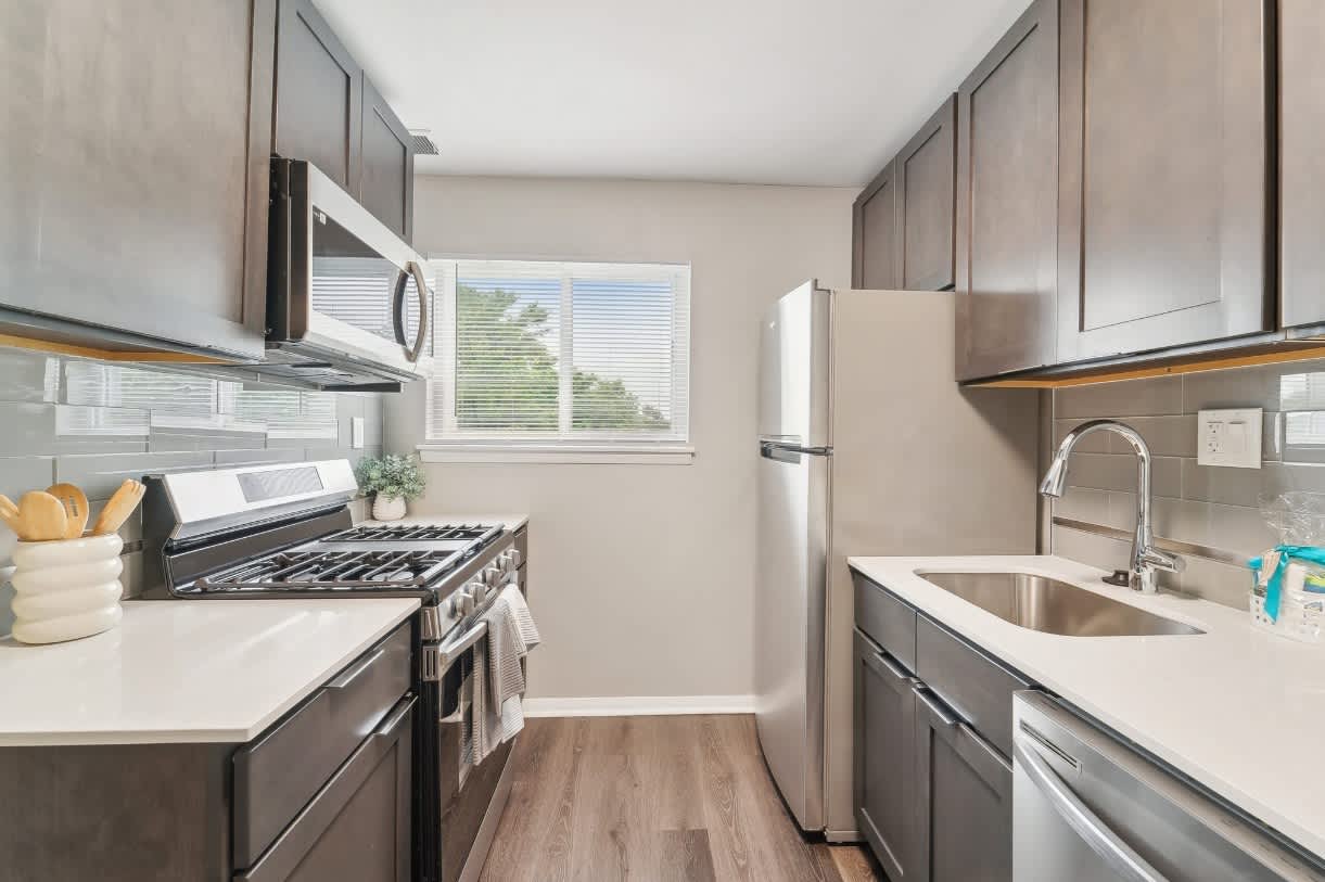 Ridge Gardens Apartments – photo 4