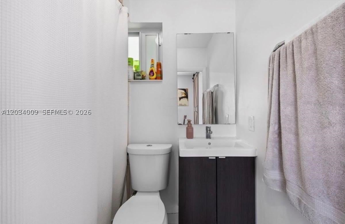 6010 NW 38th St – photo 3