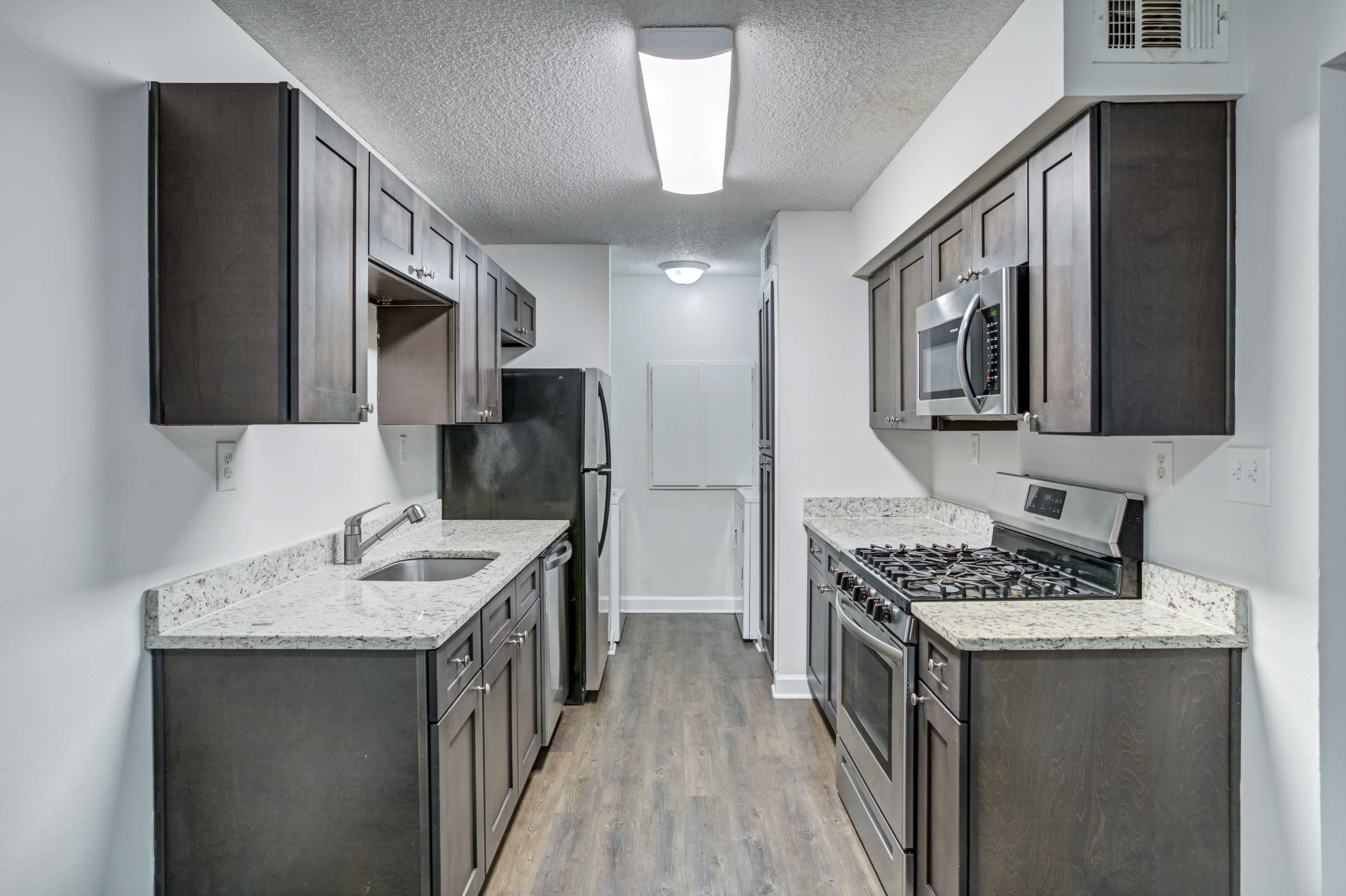 Chelsea Apartments – photo 5