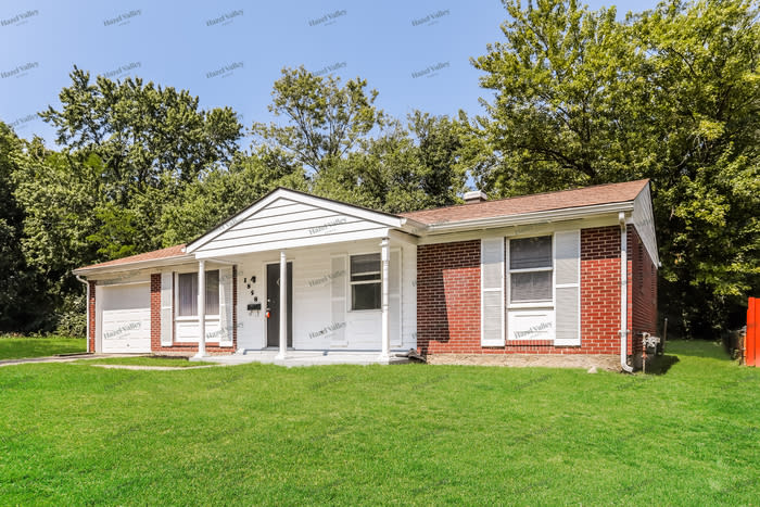 1858 Aspenhill Drive – photo 4