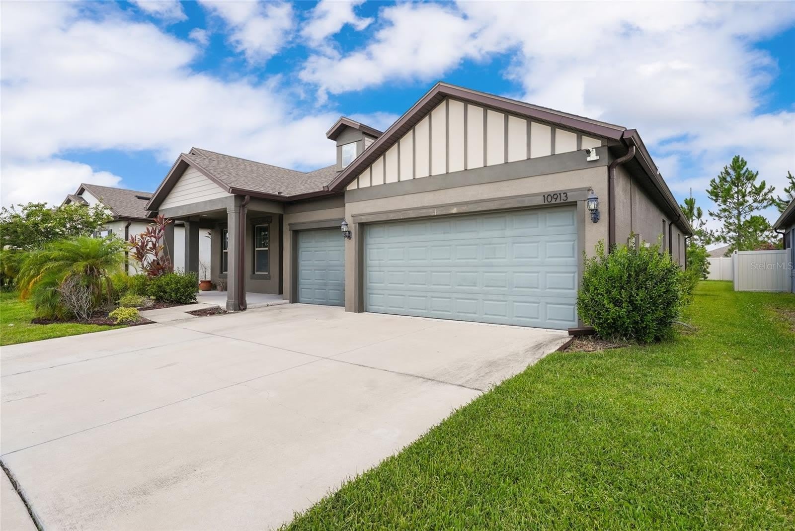 10913 GREEN HARVEST Drive – photo 4