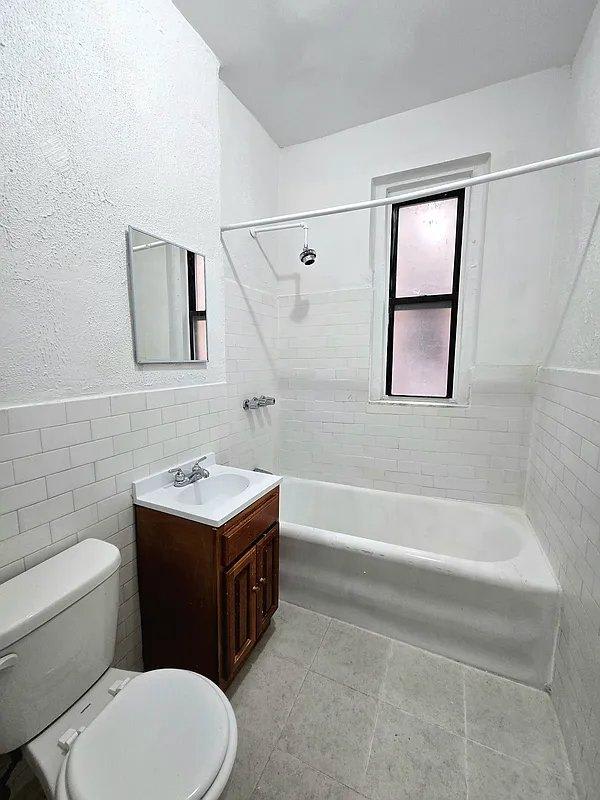 608 West 192nd Street – photo 4