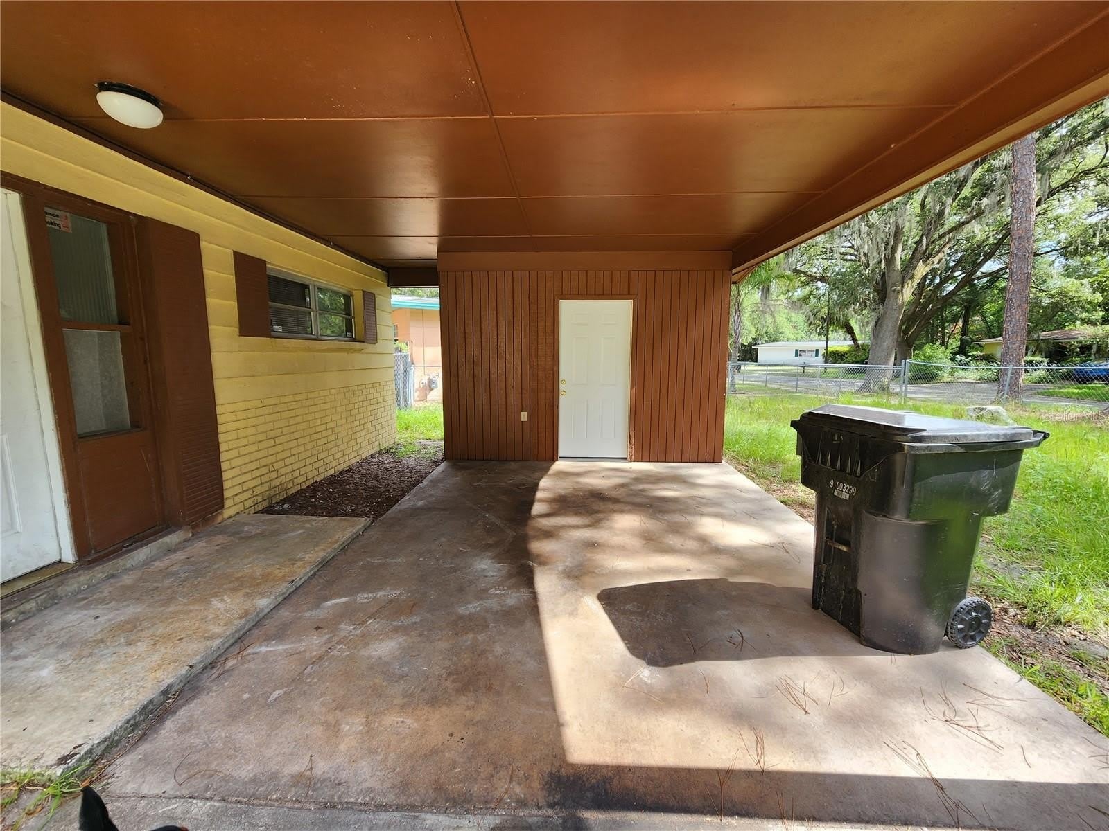 2831 NE 17 Drive – photo 4