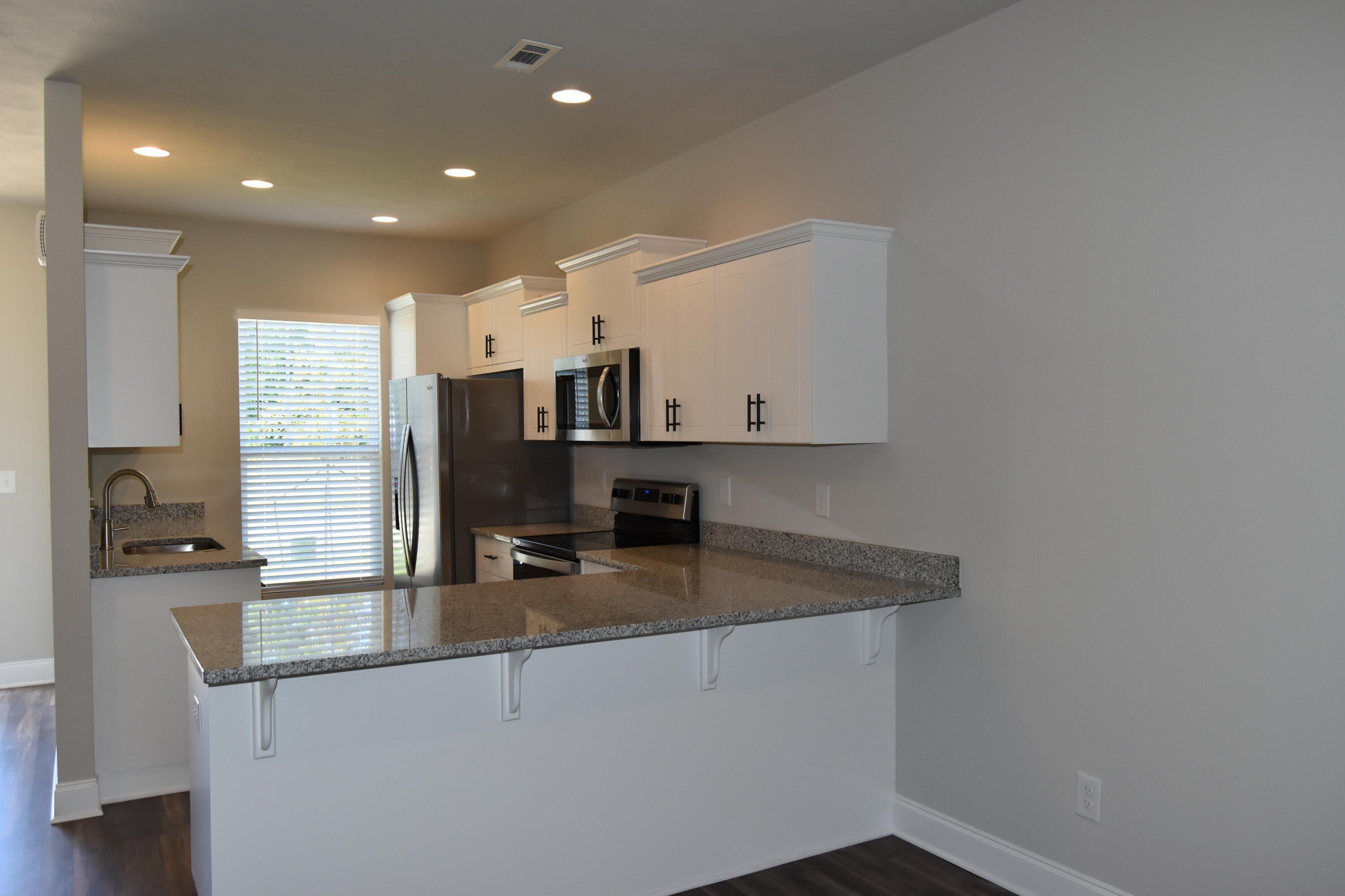 543 Hardy Point – photo 2