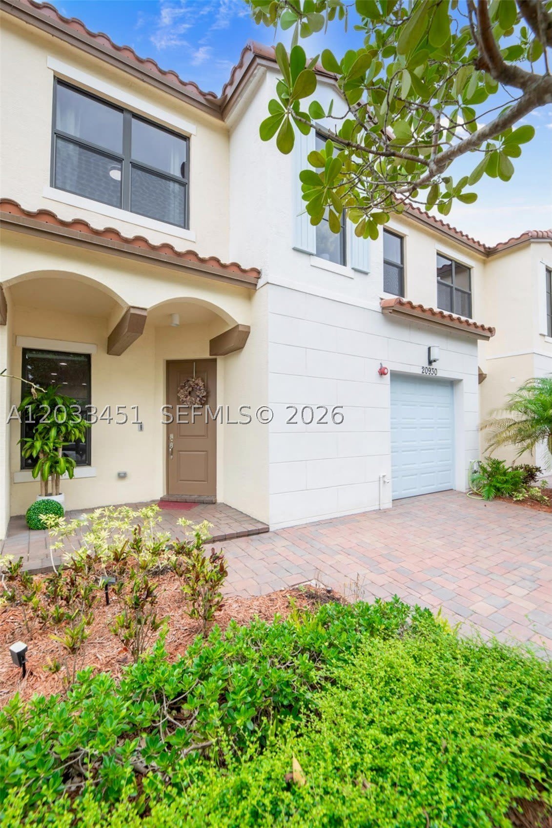 20930 NW 1st St – photo 3