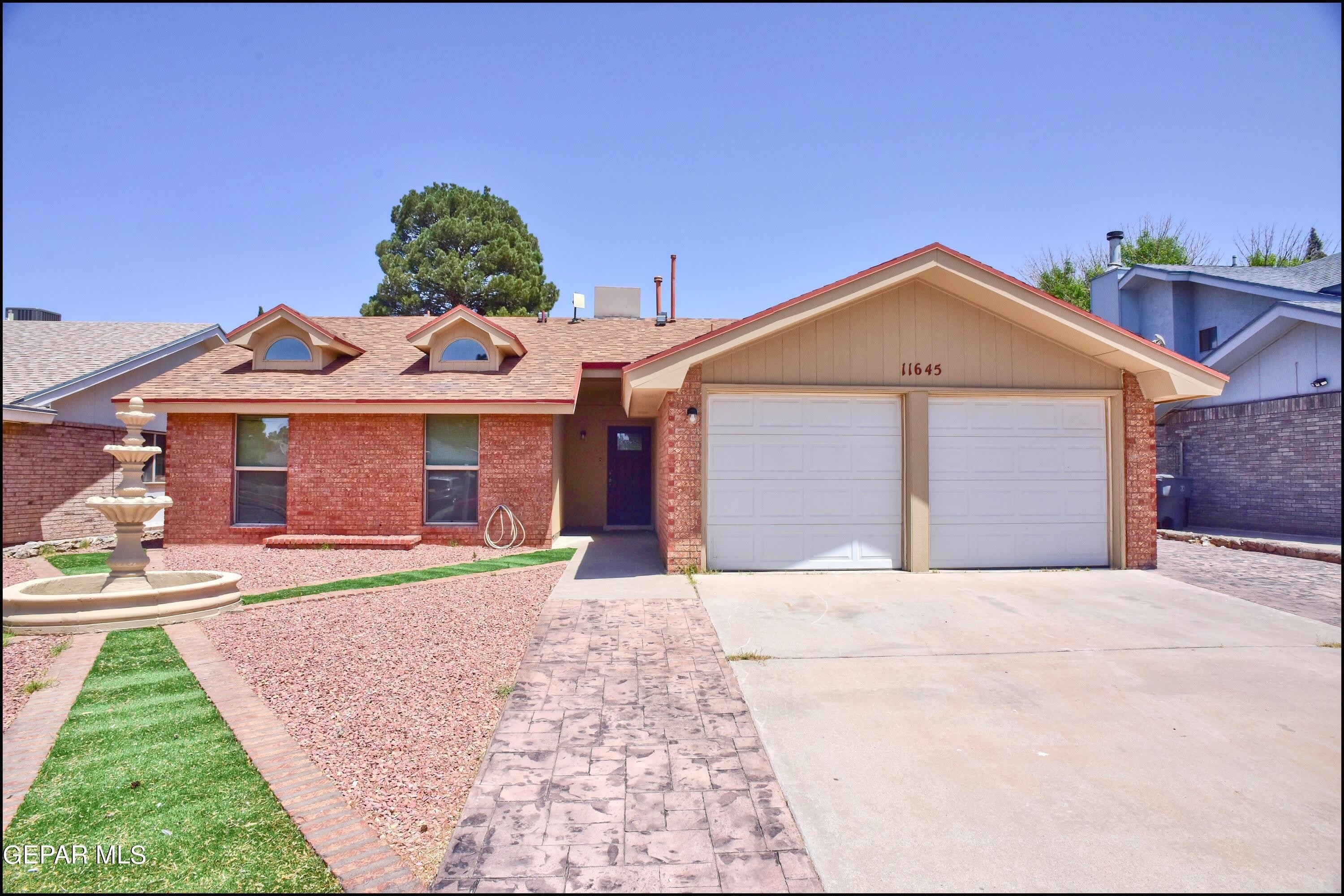 11645 GORDON COOPER Lane – photo 2