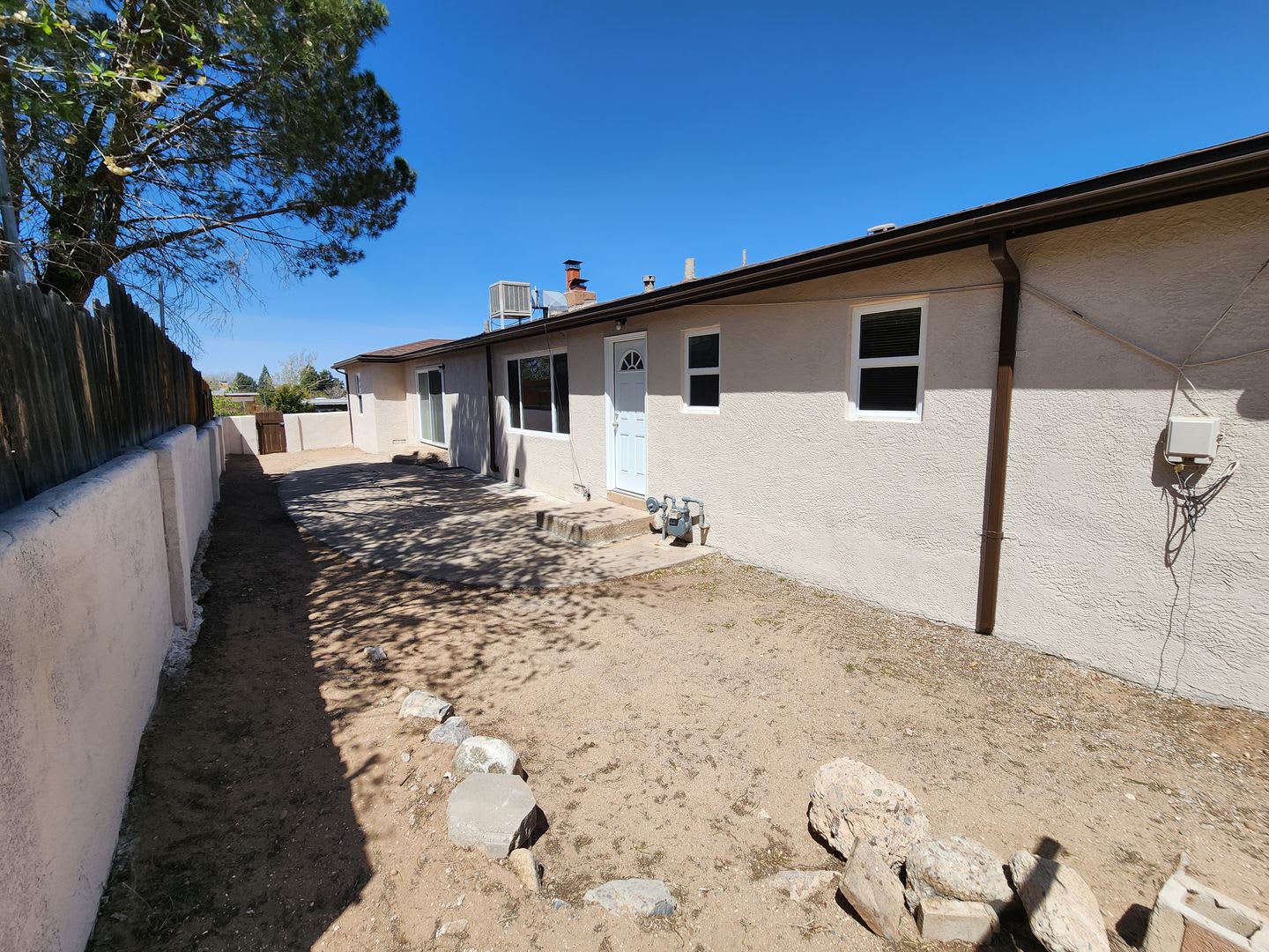 4 Bed 2 5 Bath – photo 5