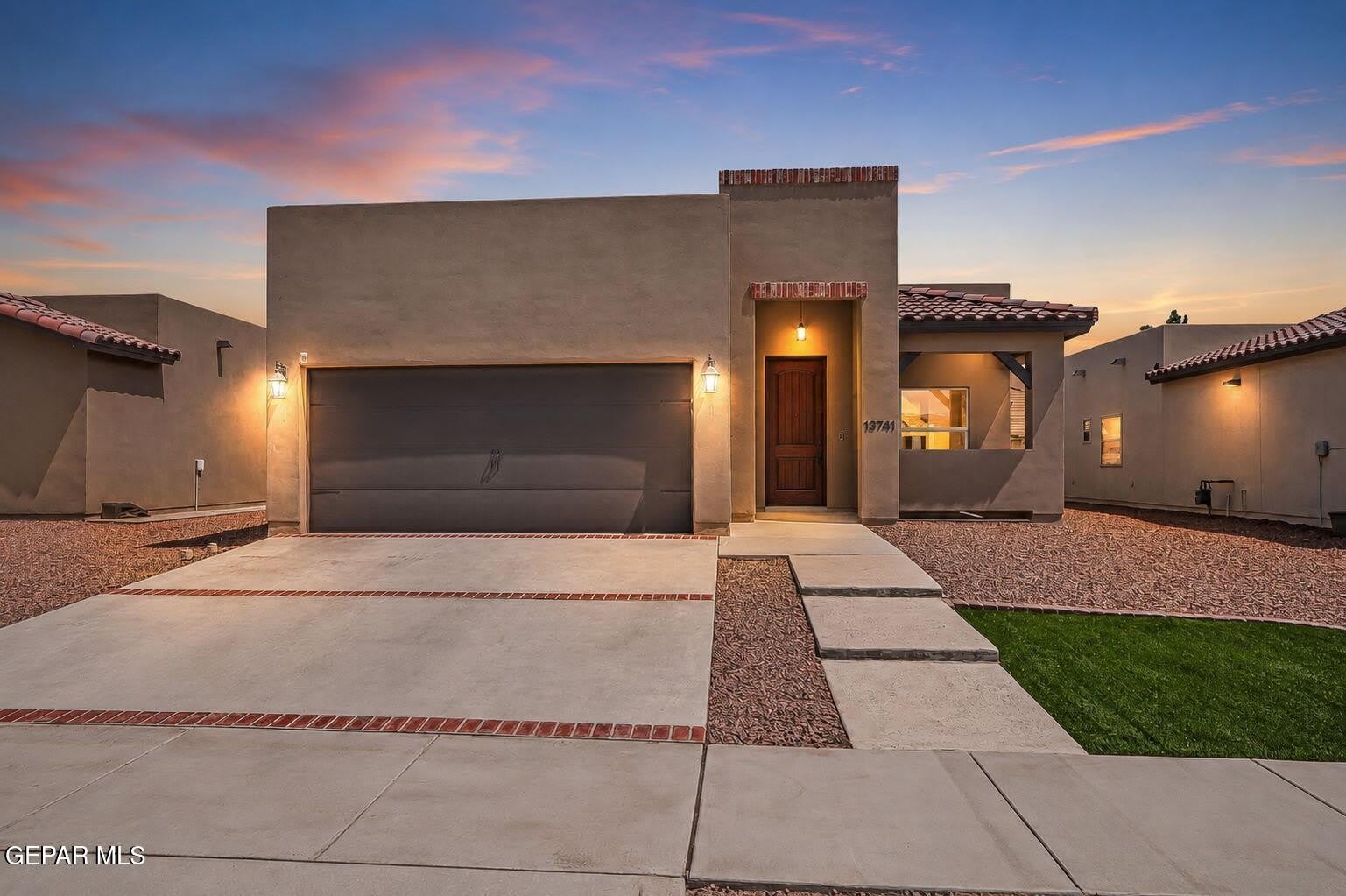13741 Newton Court – photo 3