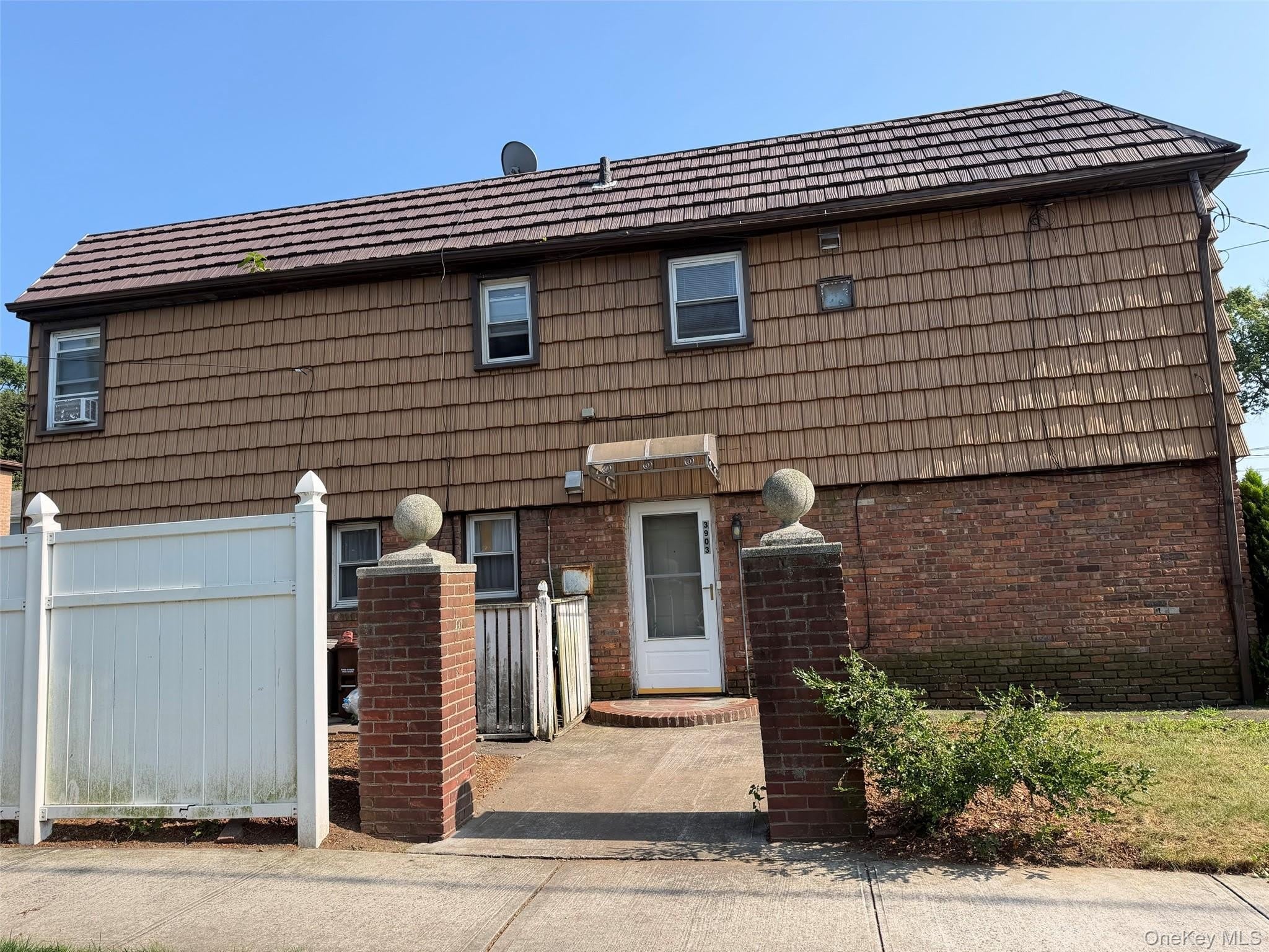 3903 216th Street – photo 1