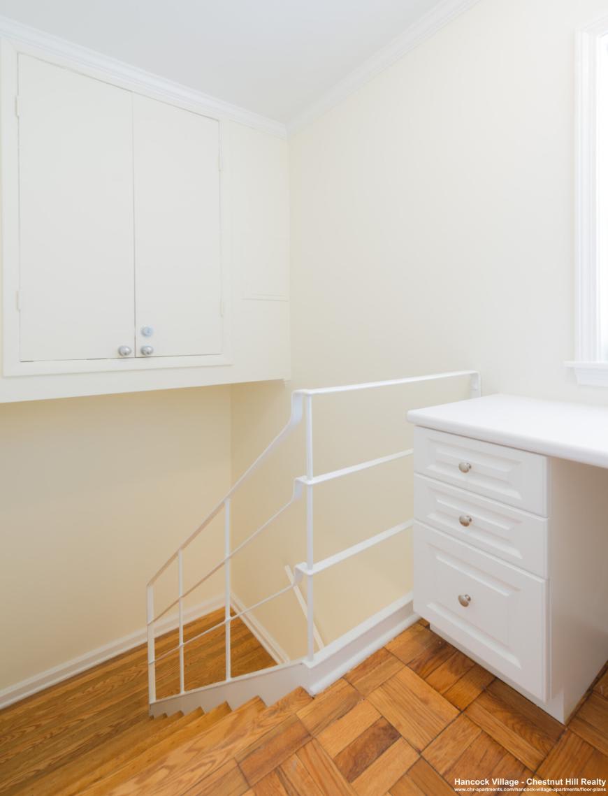89 Thornton Rd. – photo 1