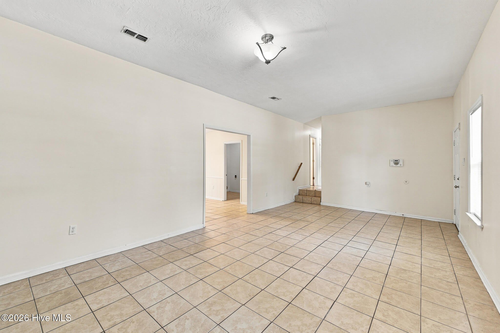 3487 Postell Drive – photo 4