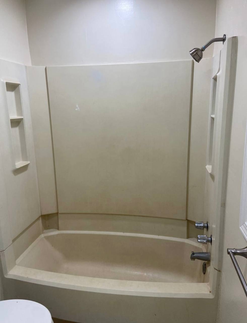 505 N Valencia Blvd – photo 3