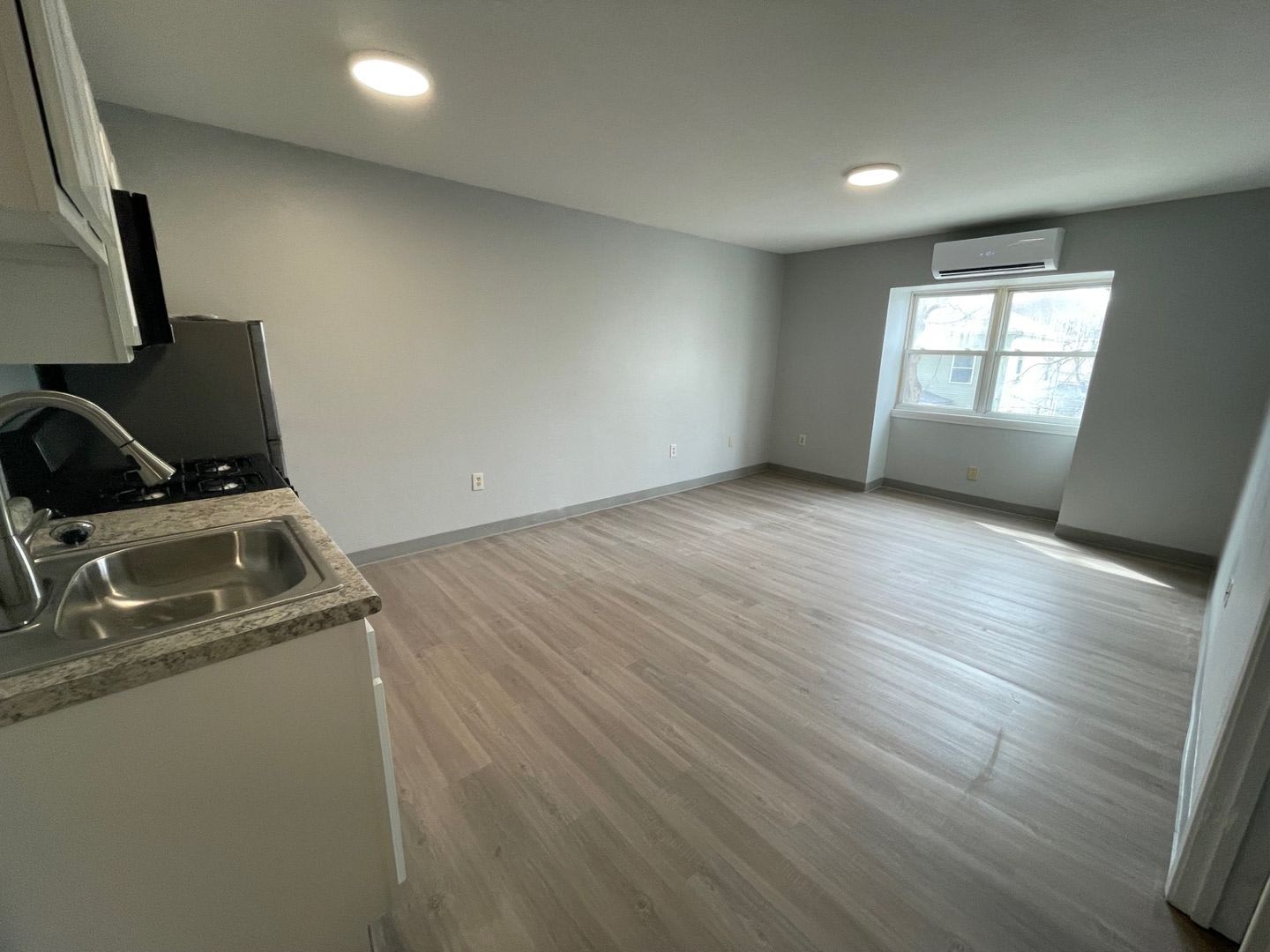 900 North Street – photo 3
