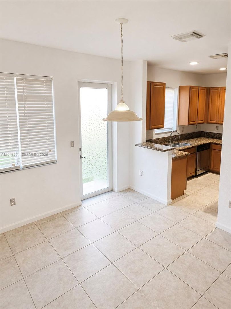21003 NW 14th Place 144, Miami Gardens, FL 33169 – photo 3