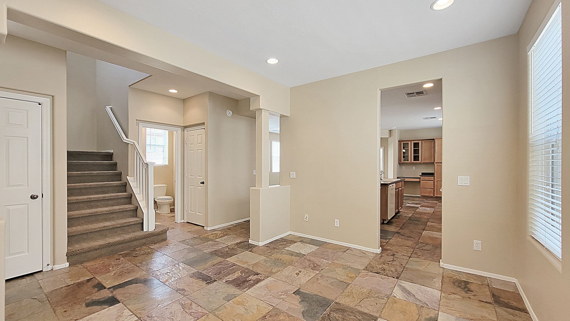 Excellent price for a Verrado home! – photo 5