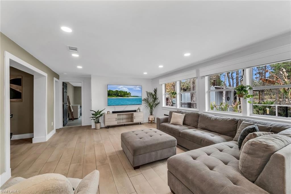 1840 23rd St SW – photo 4