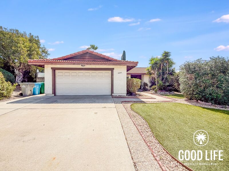 6645 Amberly St – photo 2