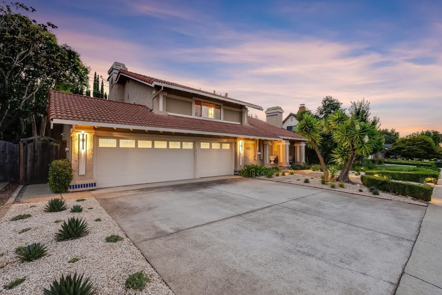 7175 Cahen DR – photo 3