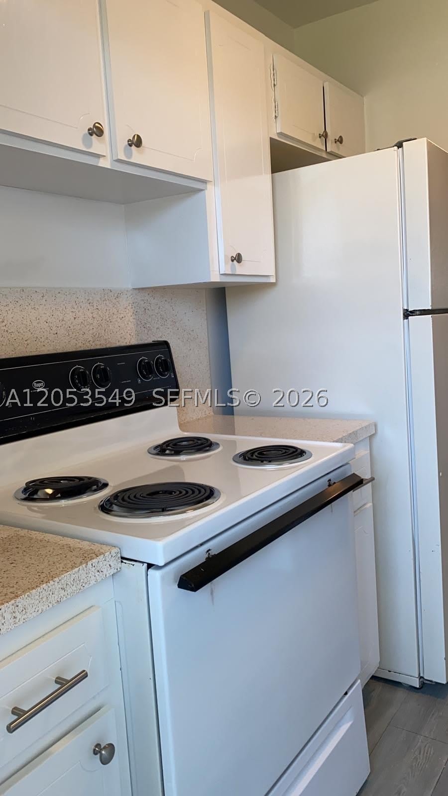 2300 Pierce St – photo 2