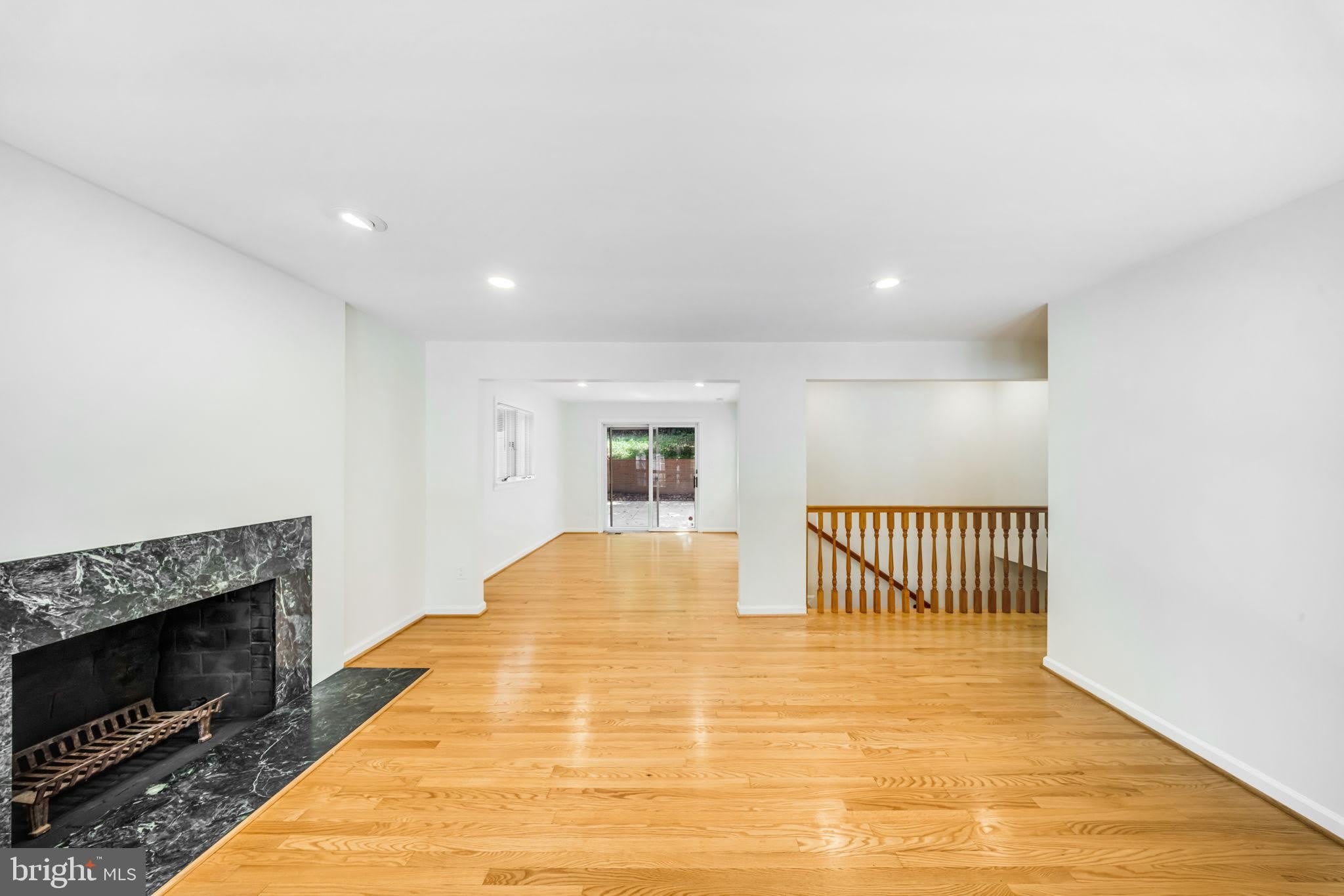 2933 ARIZONA Avenue NW – photo 5
