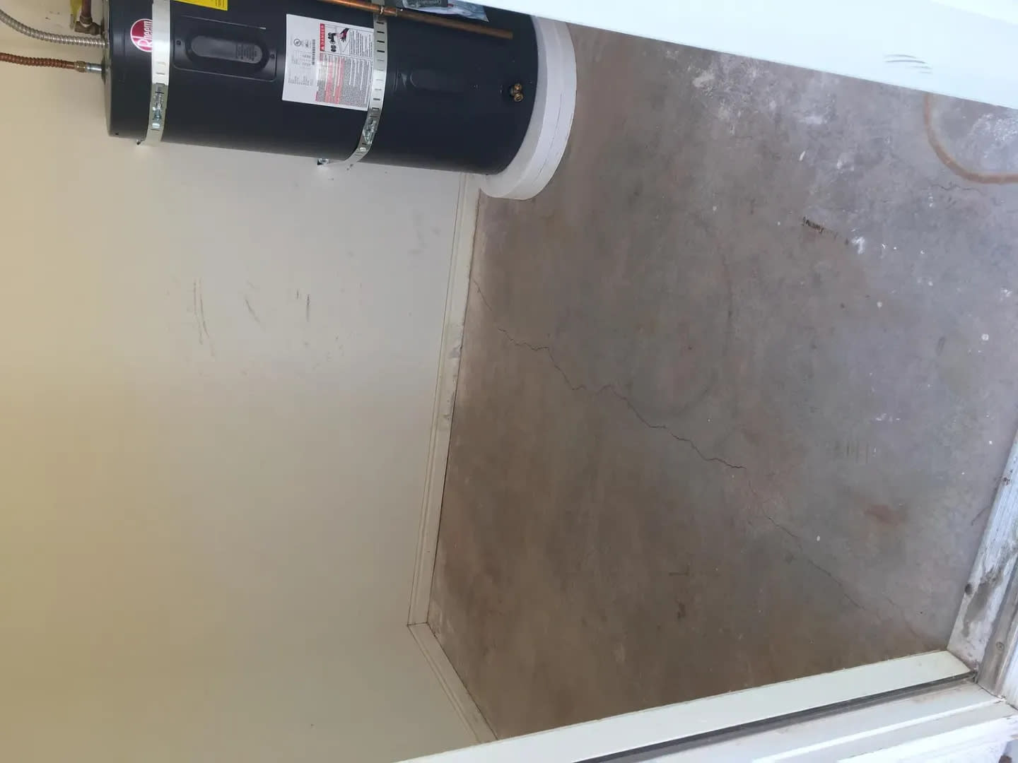3 Bedroom Condo with Community Pool! – photo 5