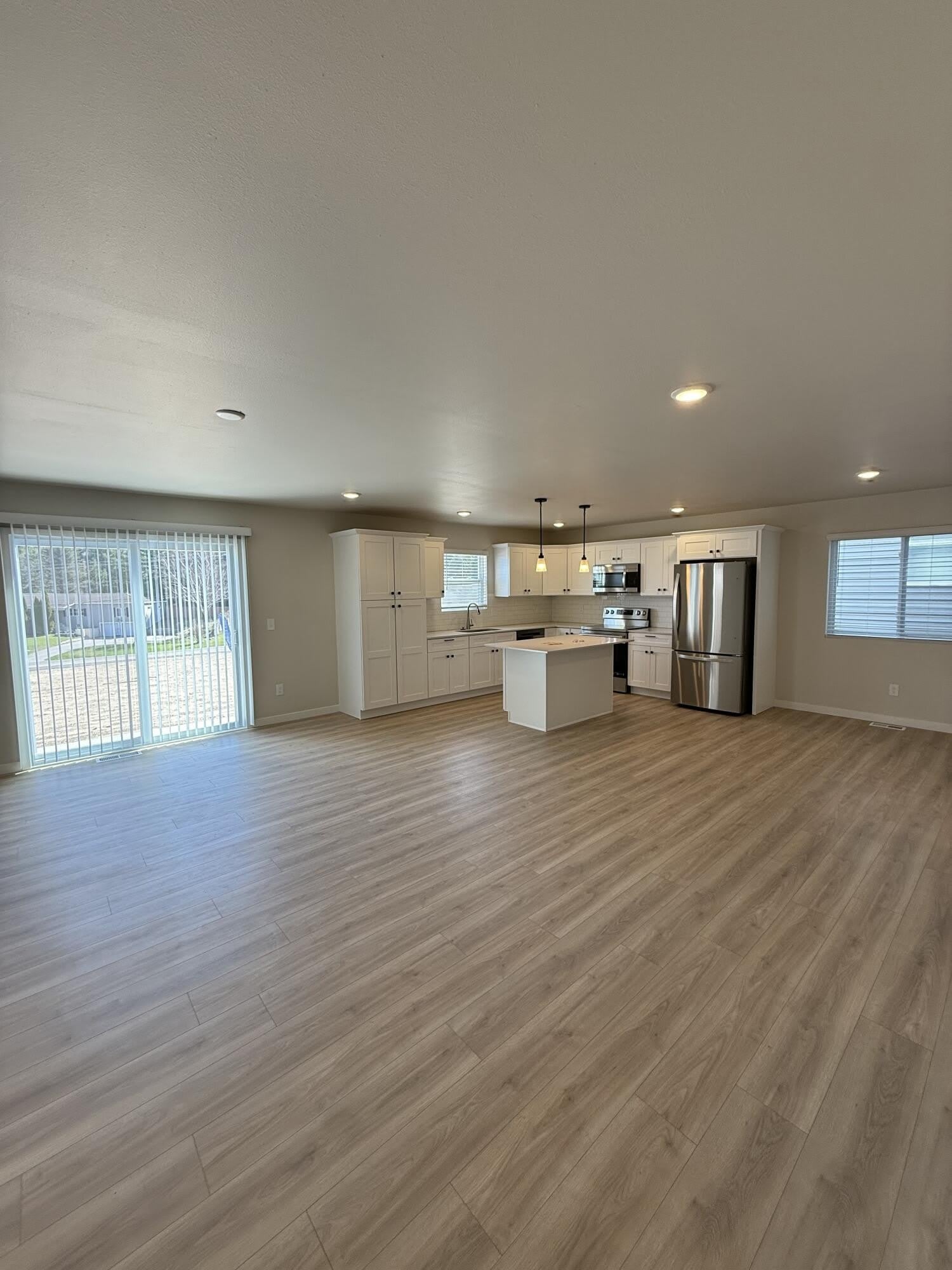 2268 Anchor Avenue – photo 4