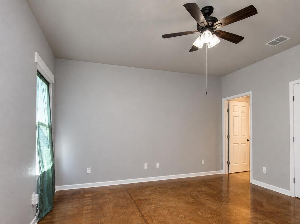 501 N Burleson – photo 5