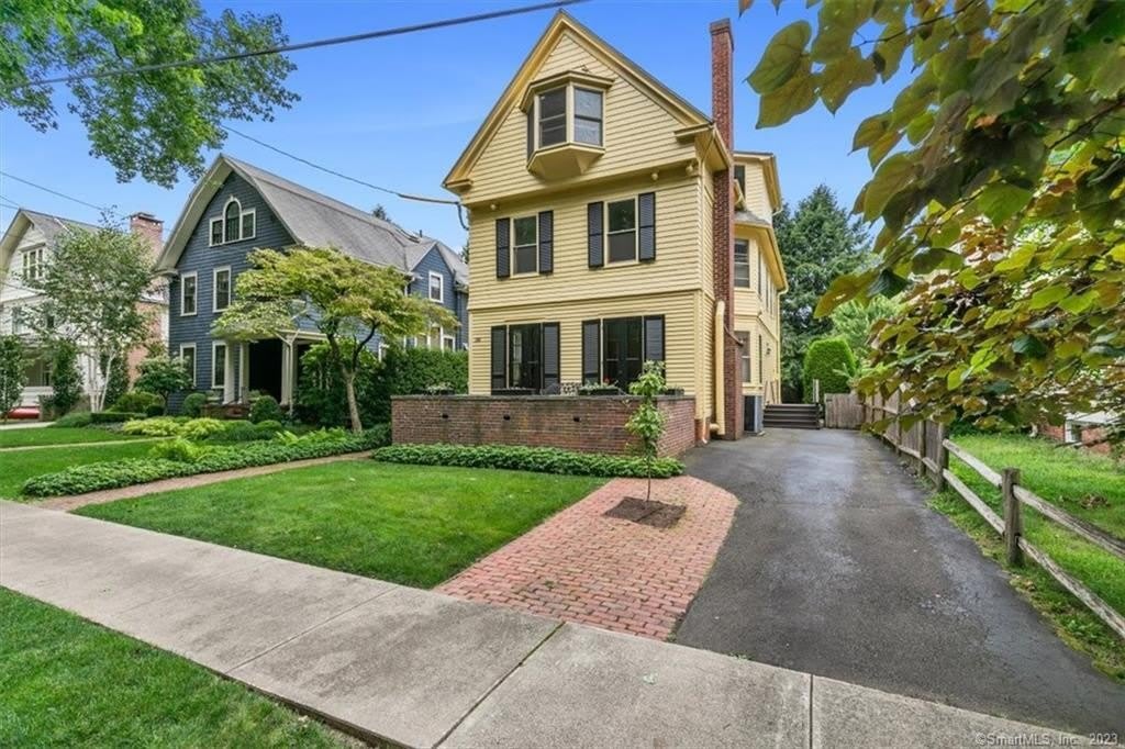 266 Everit Street – photo 2