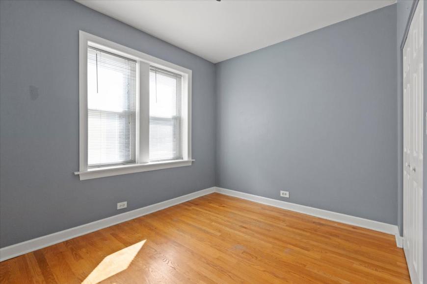 3555 W Lyndale – photo 4
