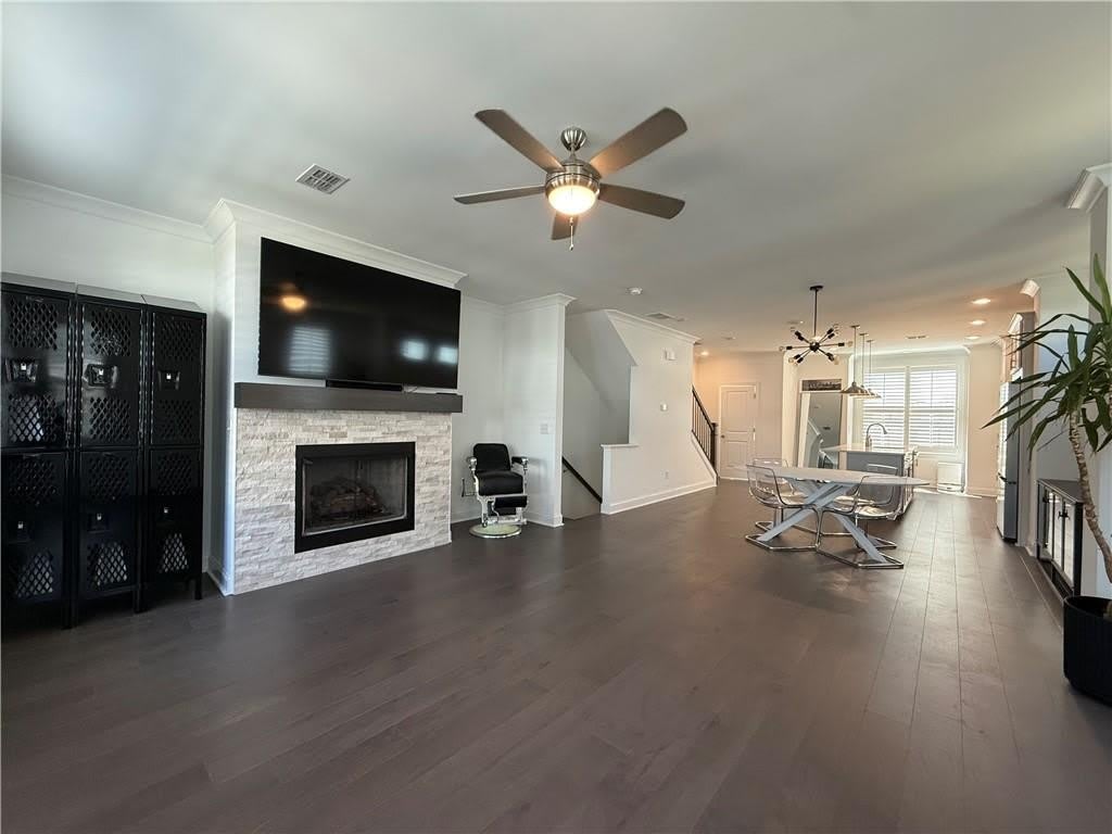1112 Larkin Drive – photo 2