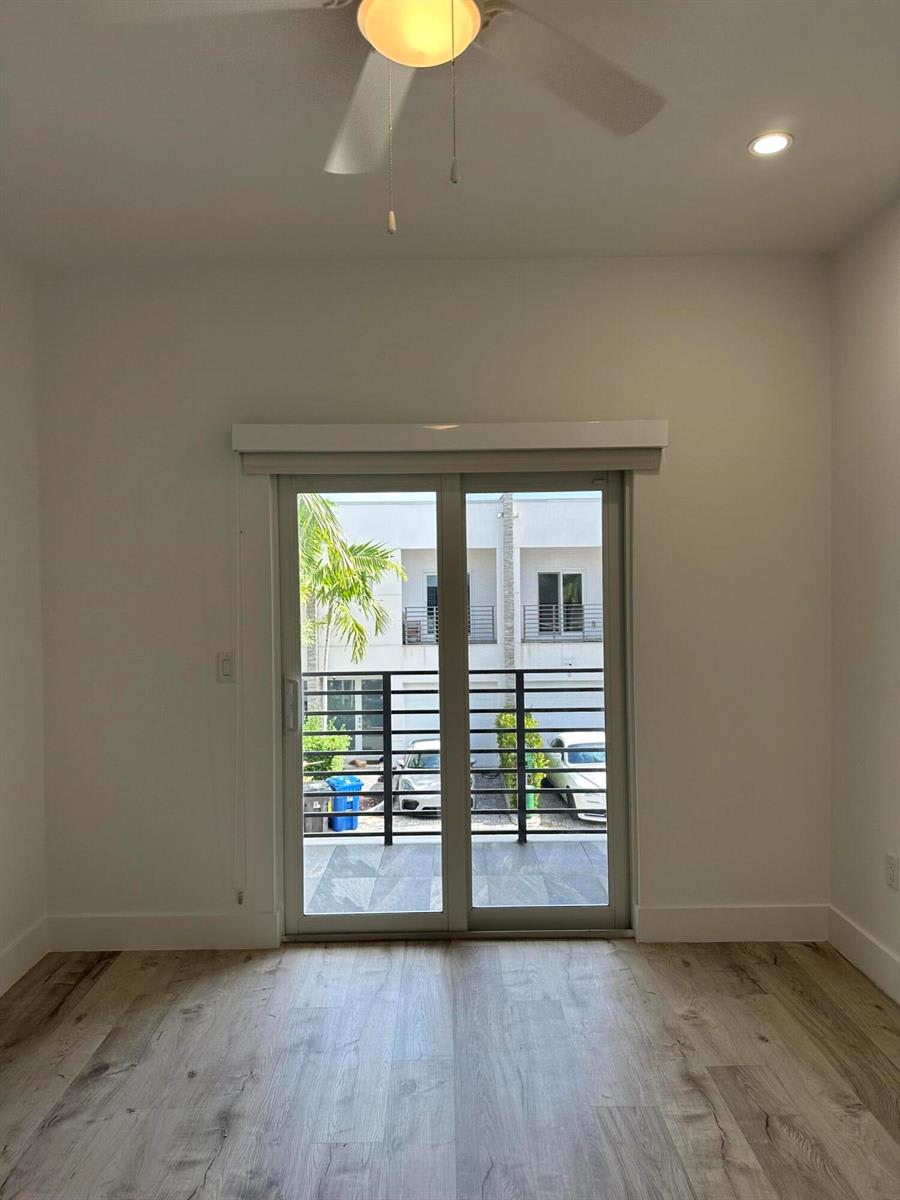 815 Northeast 17th Avenue – photo 5