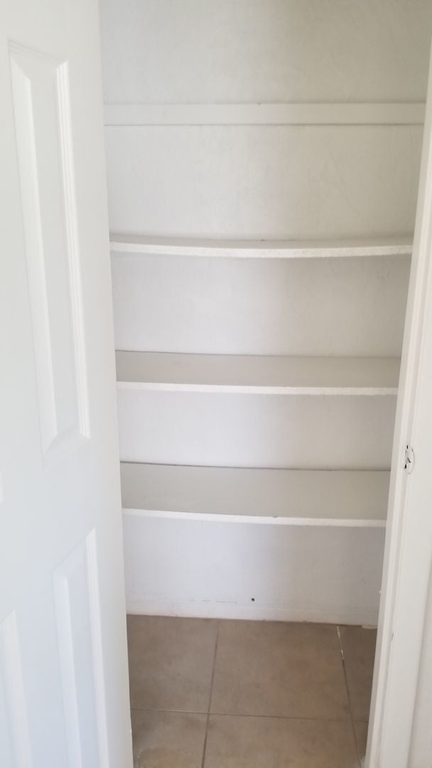 Rent Reduction 2 Bed 1 Bath Apartment Water And Pest Control Included – photo 5