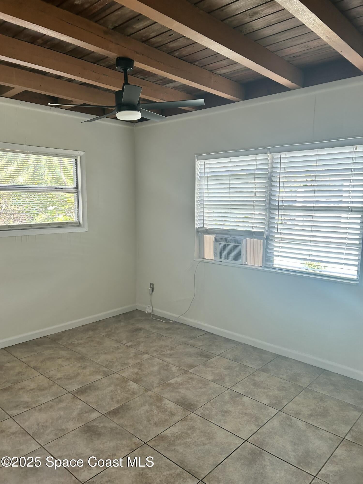 550 S Atlantic Avenue – photo 4