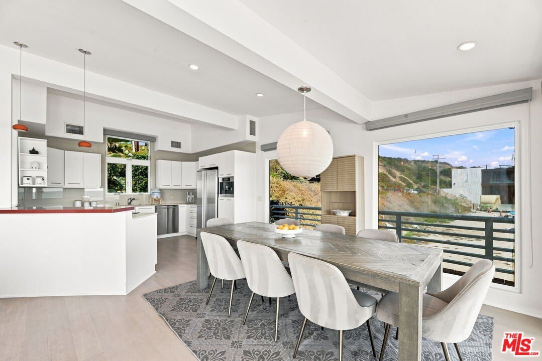 24742 Malibu Rd – photo 3