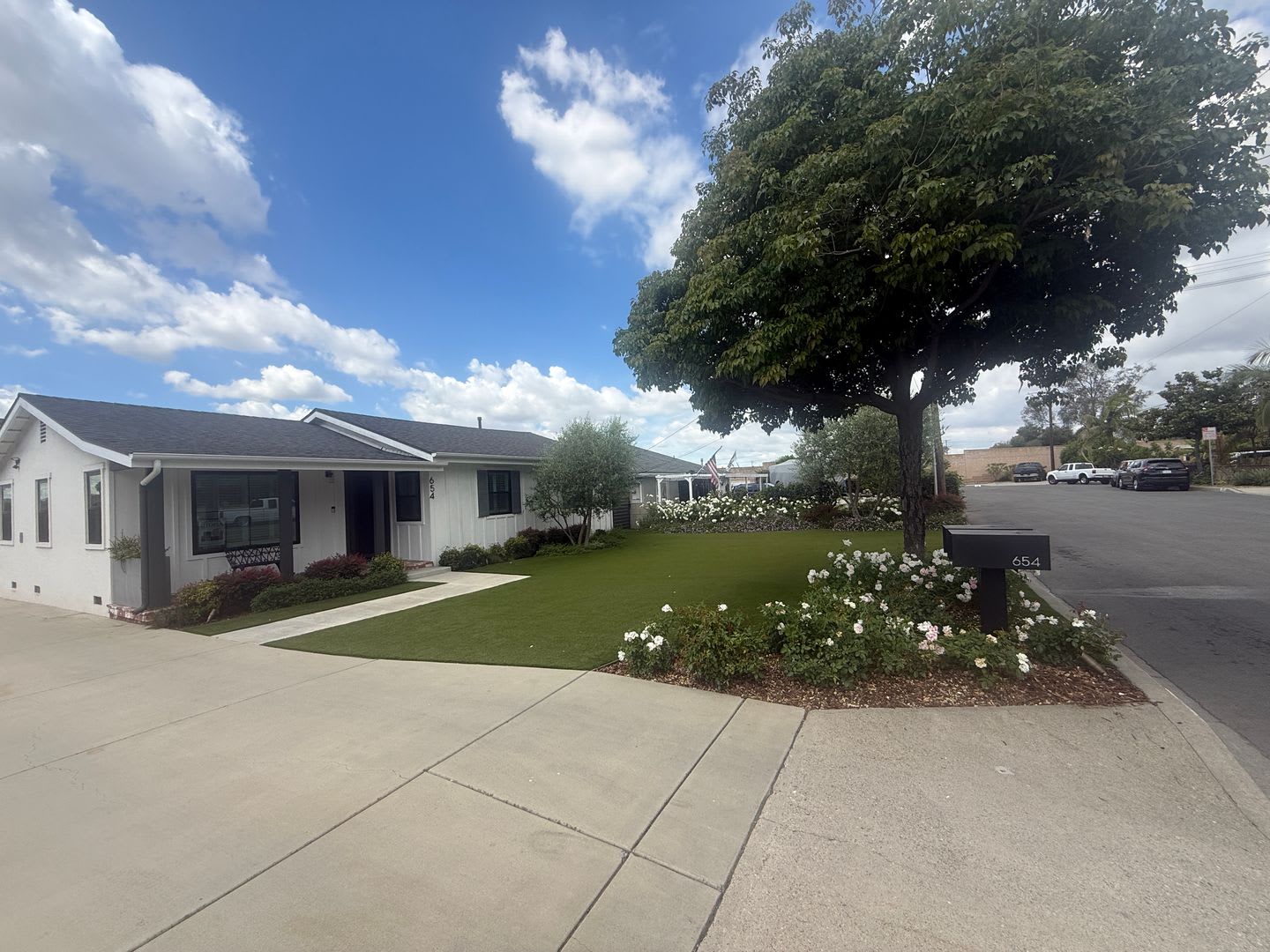 ***Just Reduced*** 5-Bedroom, 2-Bathroom home located in Azusa, CA! – photo 3