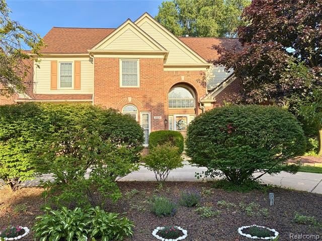 6028 Meadowview Drive – photo 1