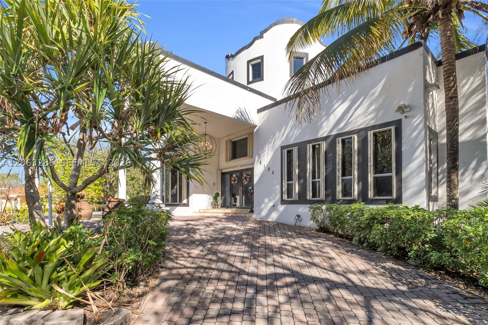 8135 Nw 164Th Ter – photo 2