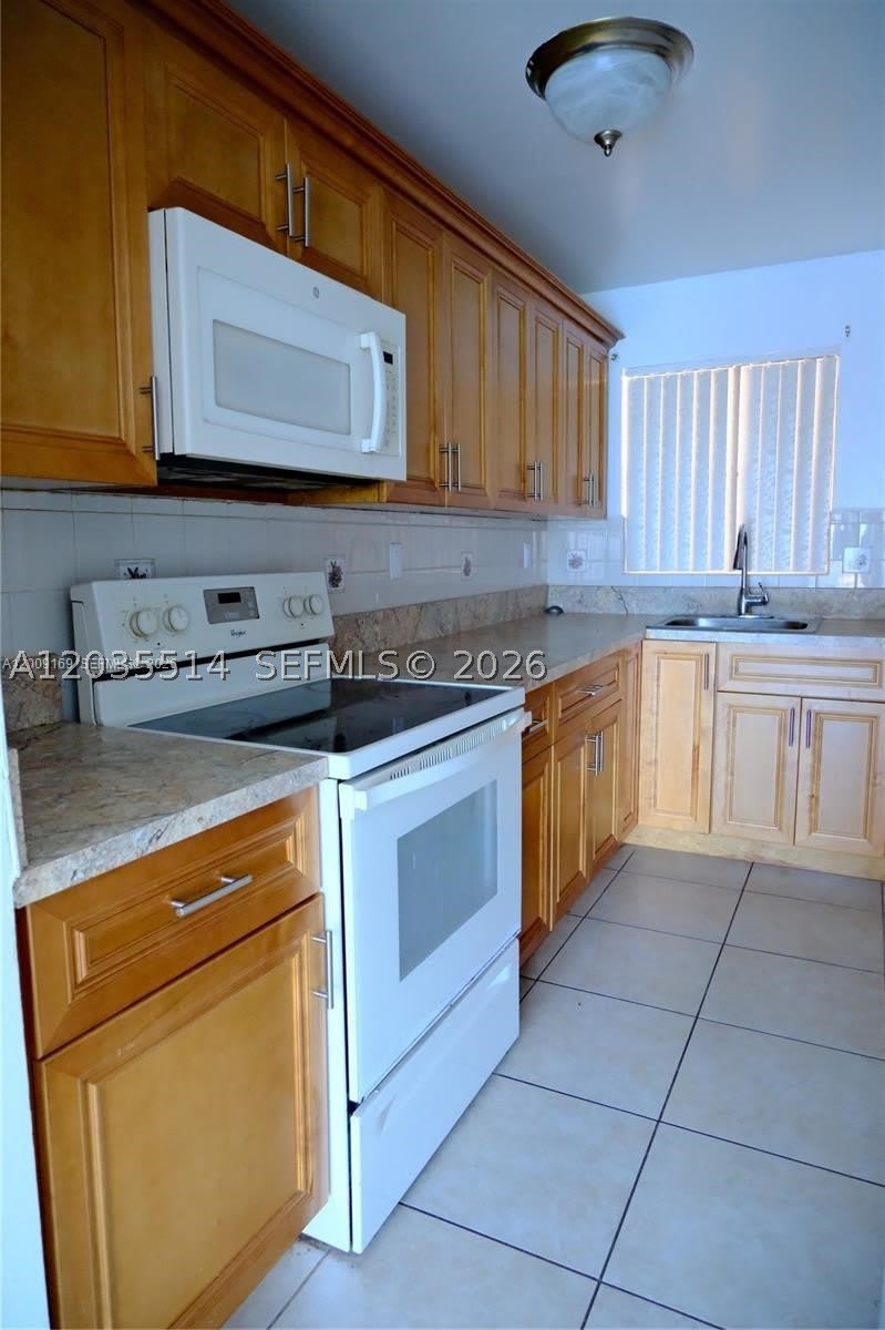 650 NE 149th St – photo 5