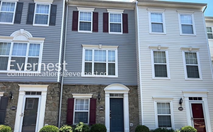 21803 Flanders Court – photo 5
