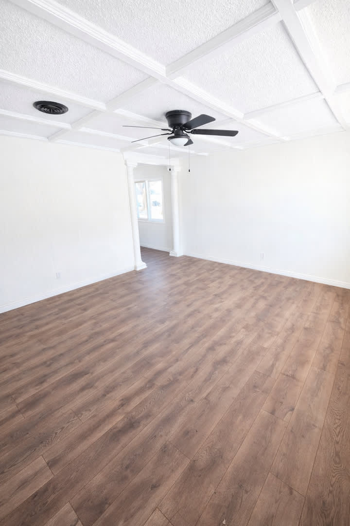 HALF OFF FIRST MONTH'S RENT – photo 2