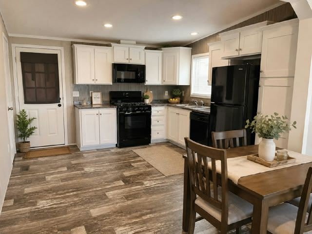 1452 Center Dr – photo 4