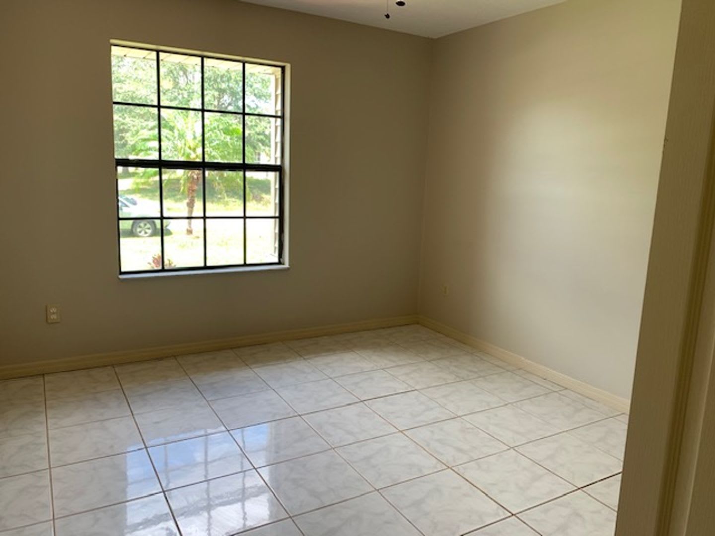 Large Palm Bay Pool Home – photo 5