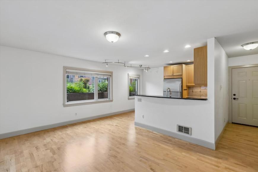 102 Galer St. – photo 2