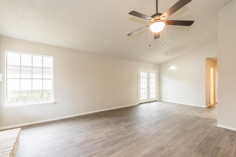 3518 Stoney Bluff Street – photo 3